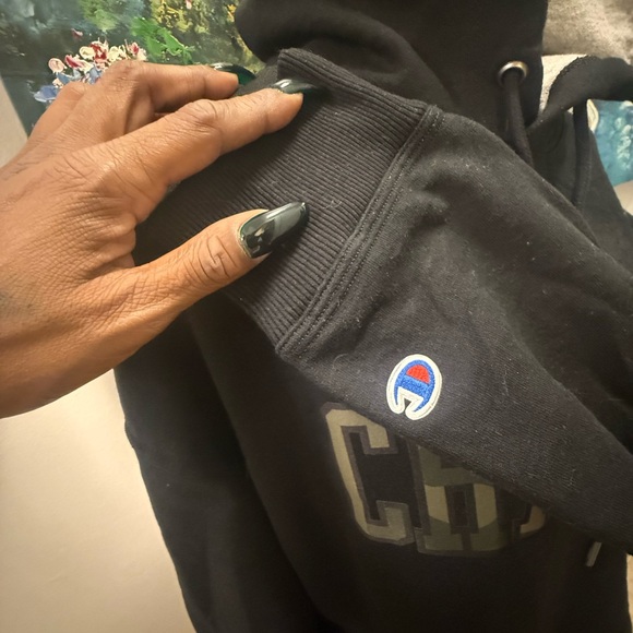 Champion Men's Black and Gray Hoodie - Picture 3 of 3